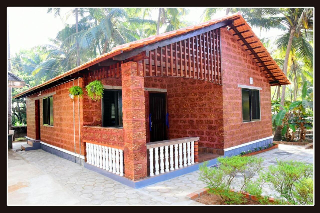 Tiny Waves Villa Удупи Екстериор снимка